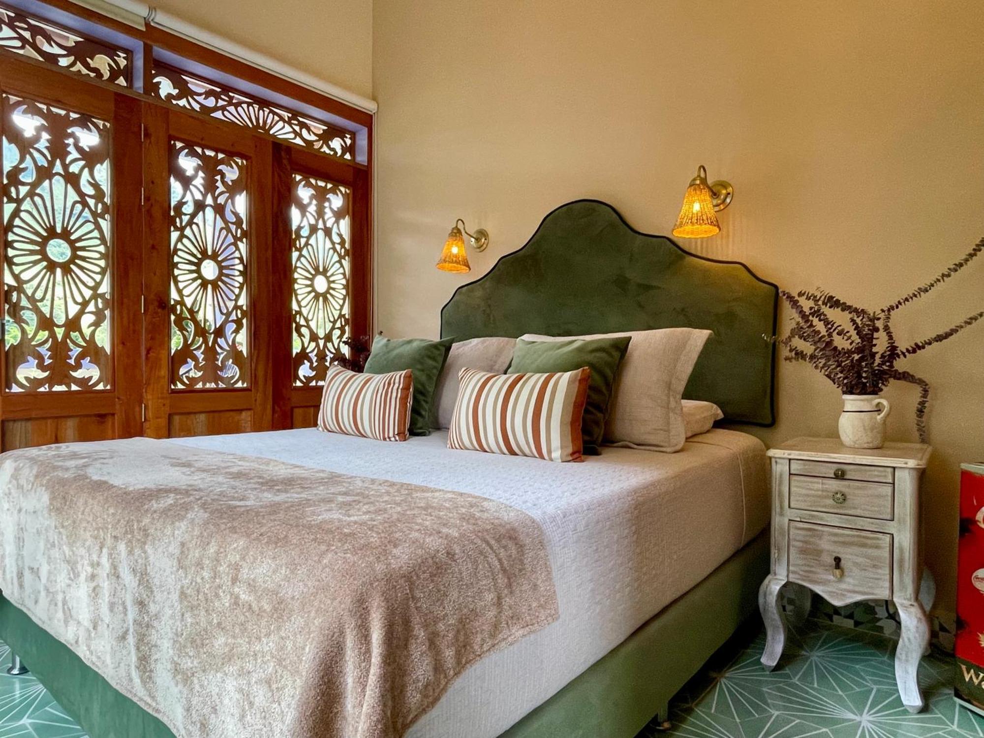 Hotel Lago Valdivia Jardín Extérieur photo