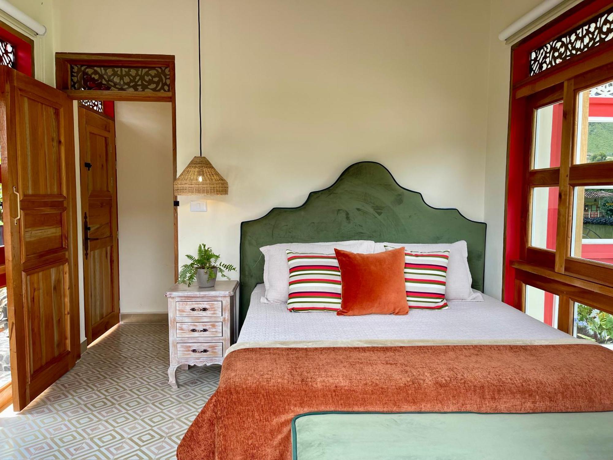 Hotel Lago Valdivia Jardín Extérieur photo