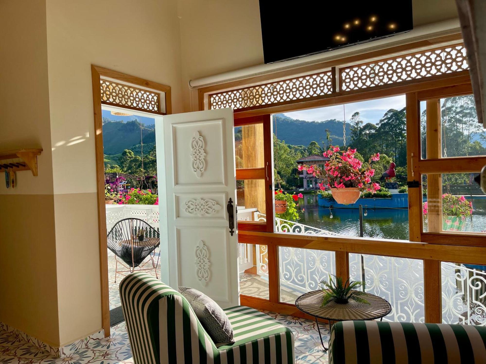 Hotel Lago Valdivia Jardín Extérieur photo